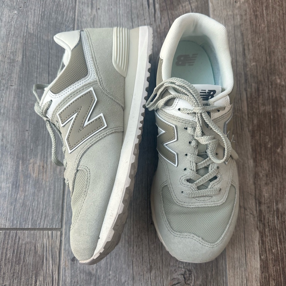New Balance Light Gray Athletic Shoes